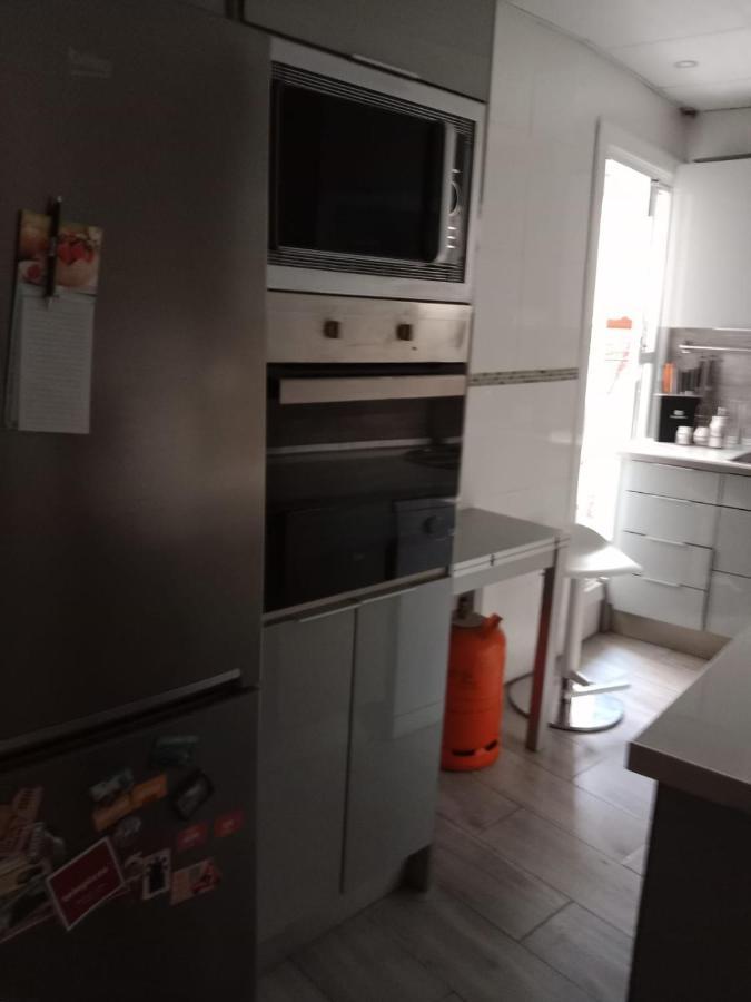 Habitacion Privada Tarragona Con Cocina Salon Y Terraza Piso Compartido Exterior foto